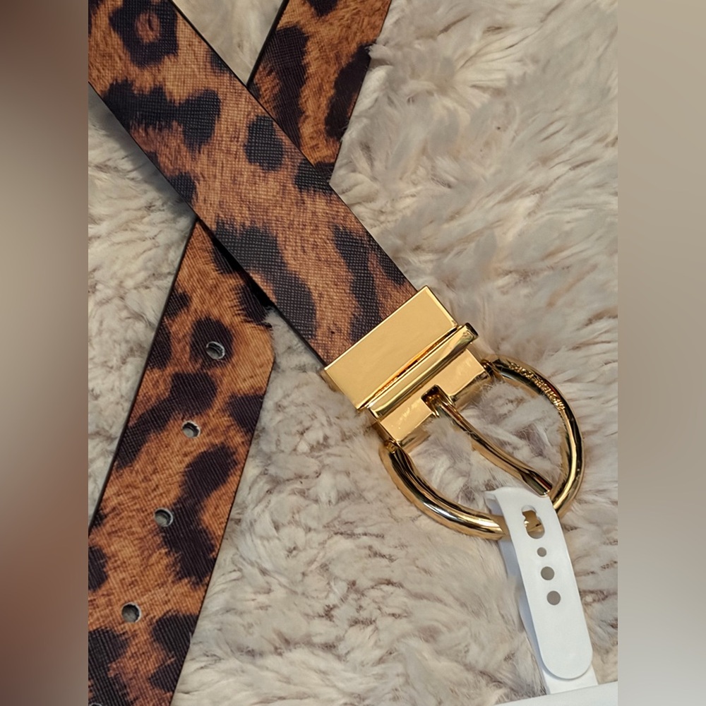 Michael Kors Belt - Picture 2 of 5